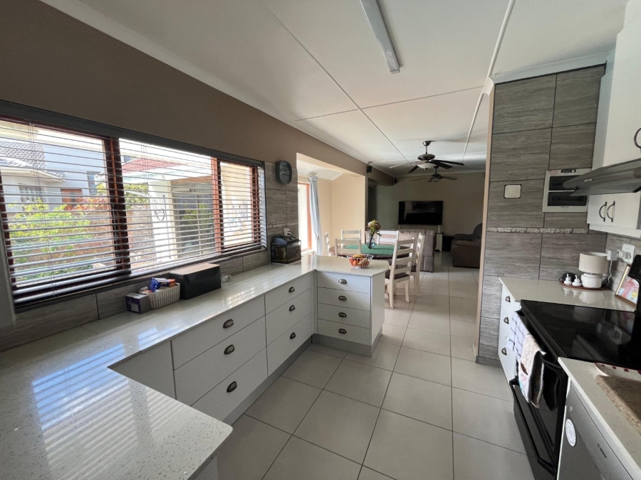 3 Bedroom Property for Sale in Beacon Bay Eastern Cape